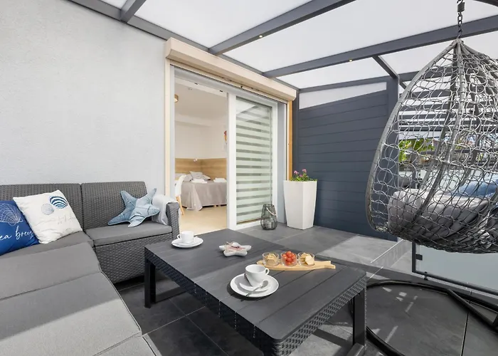 Pensión Amber - I & 3*