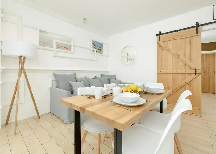 Amber - I & Pensión Dziwnów